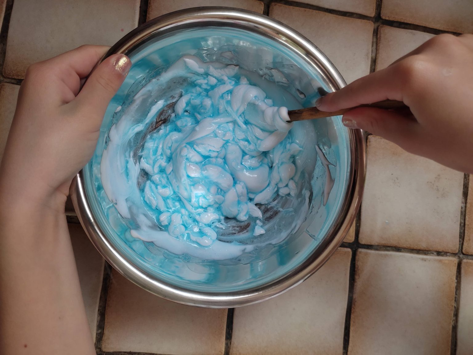 Comment faire du slime sans borax ? - Tête d'épingle